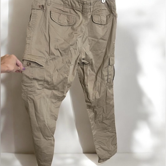 Michael Kors Khaki Tan Cargo Straight Leg Pants Size 10 - Picture 2 of 3
